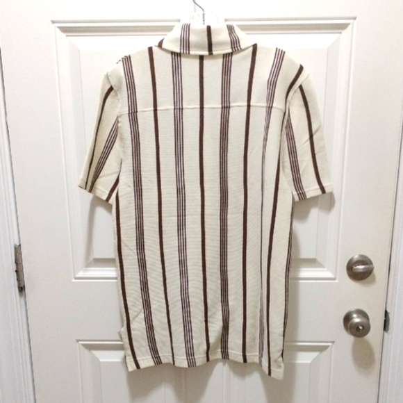 Larsson & Co. Stylish Cream and Brown Striped Men's Shirt - Size Small - Picture 4 of 6